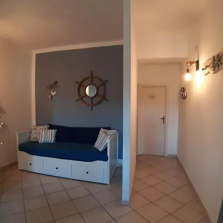 Apartment Bilocale Casa Azzurra *