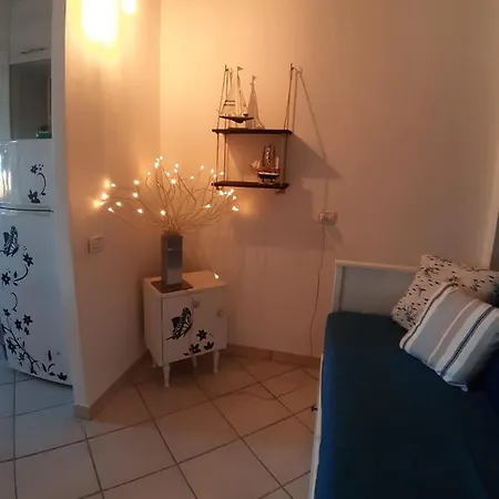 Apartment Bilocale Casa Azzurra *